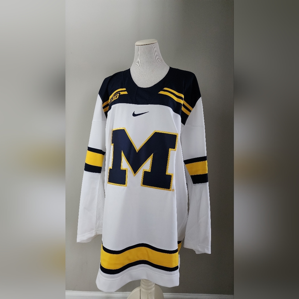 Nike U Of M Jersey